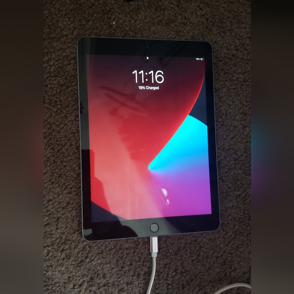 IPad 6th Generation 32gb